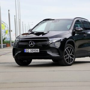 Mercedes_EQA_006