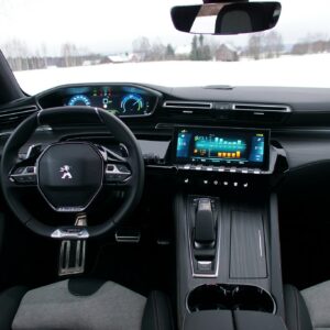 Peugeot_508_00041