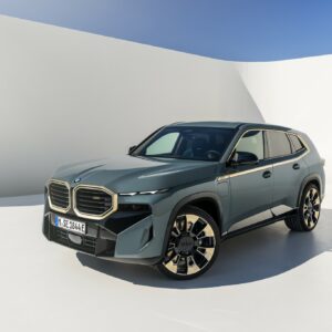 BMW_XM_025