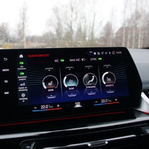 BMW_225e_Active_Tourer_0007