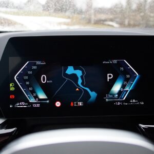 BMW_225e_Active_Tourer_0013