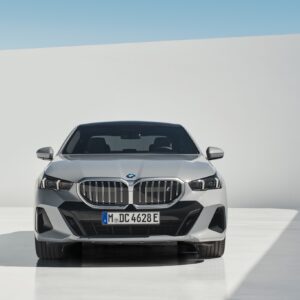 BMW_i5_121