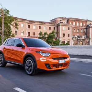 Fiat600e00005