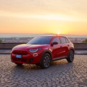 Fiat600e00016