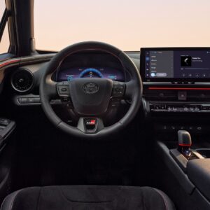 Toyota_C-HR_001
