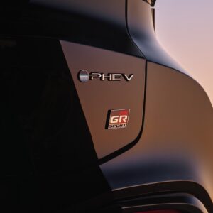 Toyota_C-HR_0015