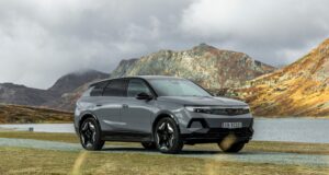 Billig Opel Grandland AWD