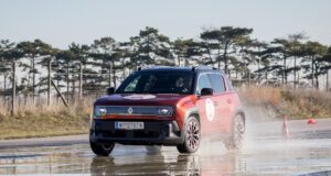 Renault 4 kåret til Årets Bilkjøp i Europa 2026